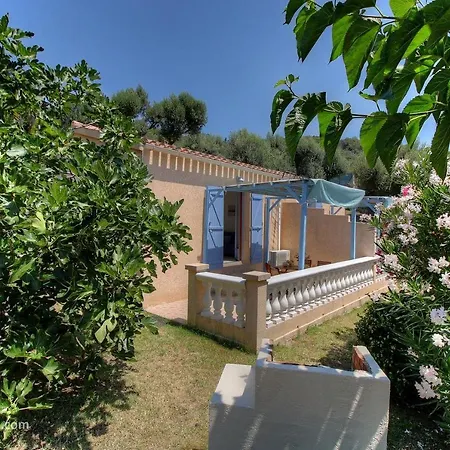L'amandier -le Figuier-les Lauriers Roses Сasa de vacaciones *