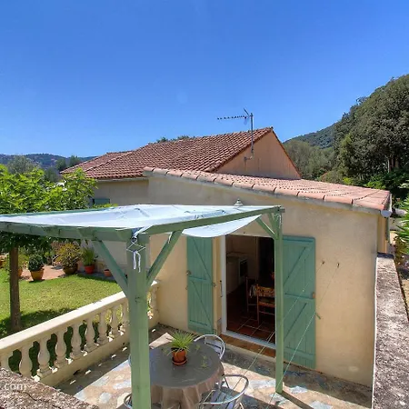 Prázdninový dům L'amandier -le Figuier-les Lauriers Roses *