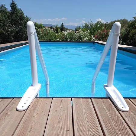 L'amandier -le Figuier-les Lauriers Roses Σπίτι διακοπών *