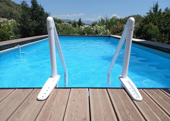 L'amandier -le Figuier-les Lauriers Roses Holiday home *